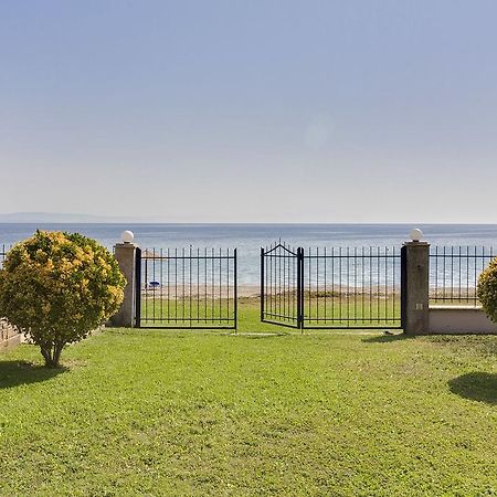 Villa Nefeli Akti Salonikiou B Agios Nikolaos  Exteriör bild