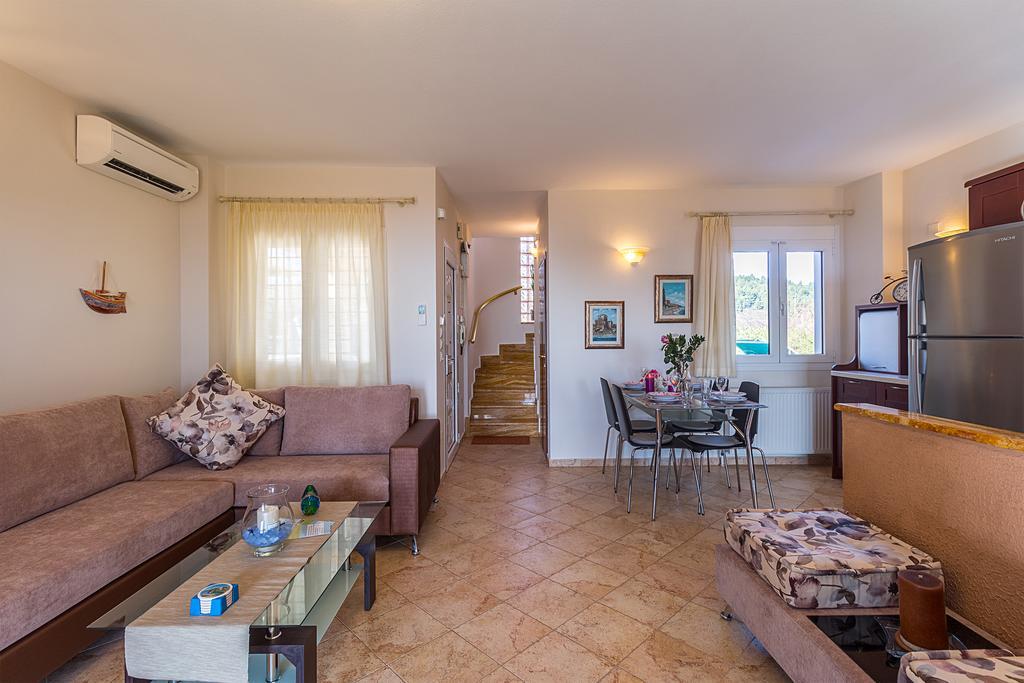 Villa Nefeli Akti Salonikiou B Agios Nikolaos  Exteriör bild